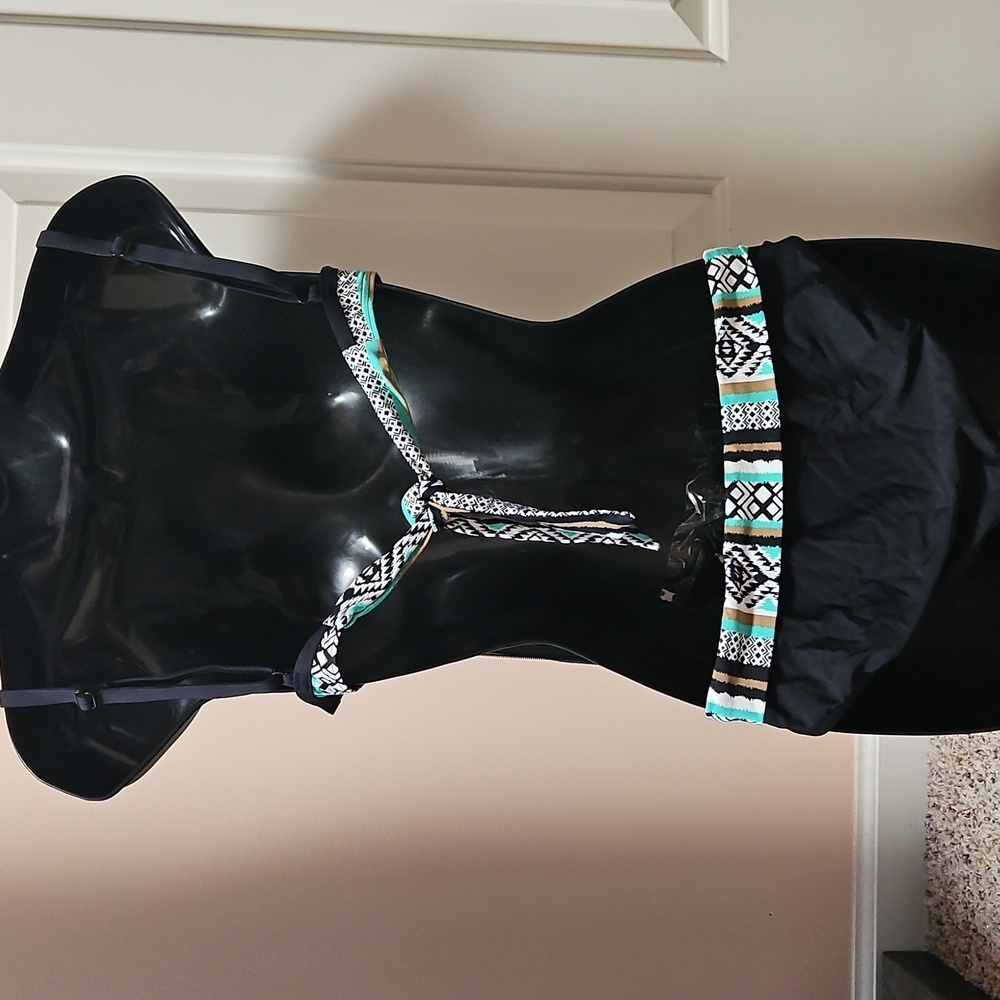 VENUS Aztec Print Patterned Bikini - Picture 8 of 14